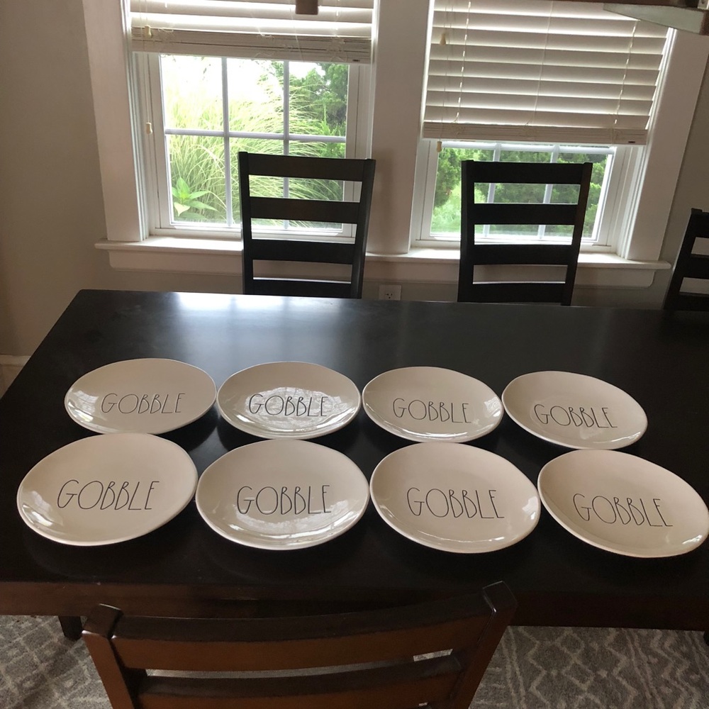 Rae Dunn set of 8 gobble dinner plates